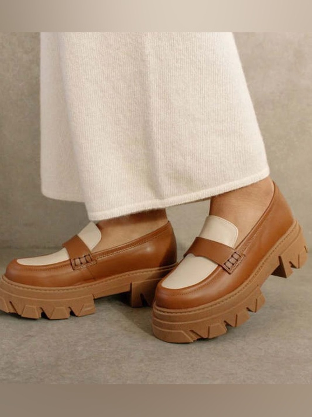 ALOHAS - TRAILBLAZER TWO TONE (Chunky Platform Loafer in Brown and Cream)